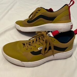 Van’s Ultra Range EXO Athletic Shoes Men’s.
